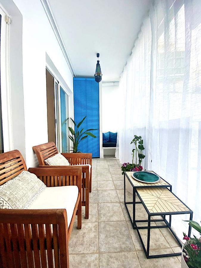 Abbott Apartment - 1 Min From The Beach - 100M2 - Sleeps 8 锡切斯 外观 照片
