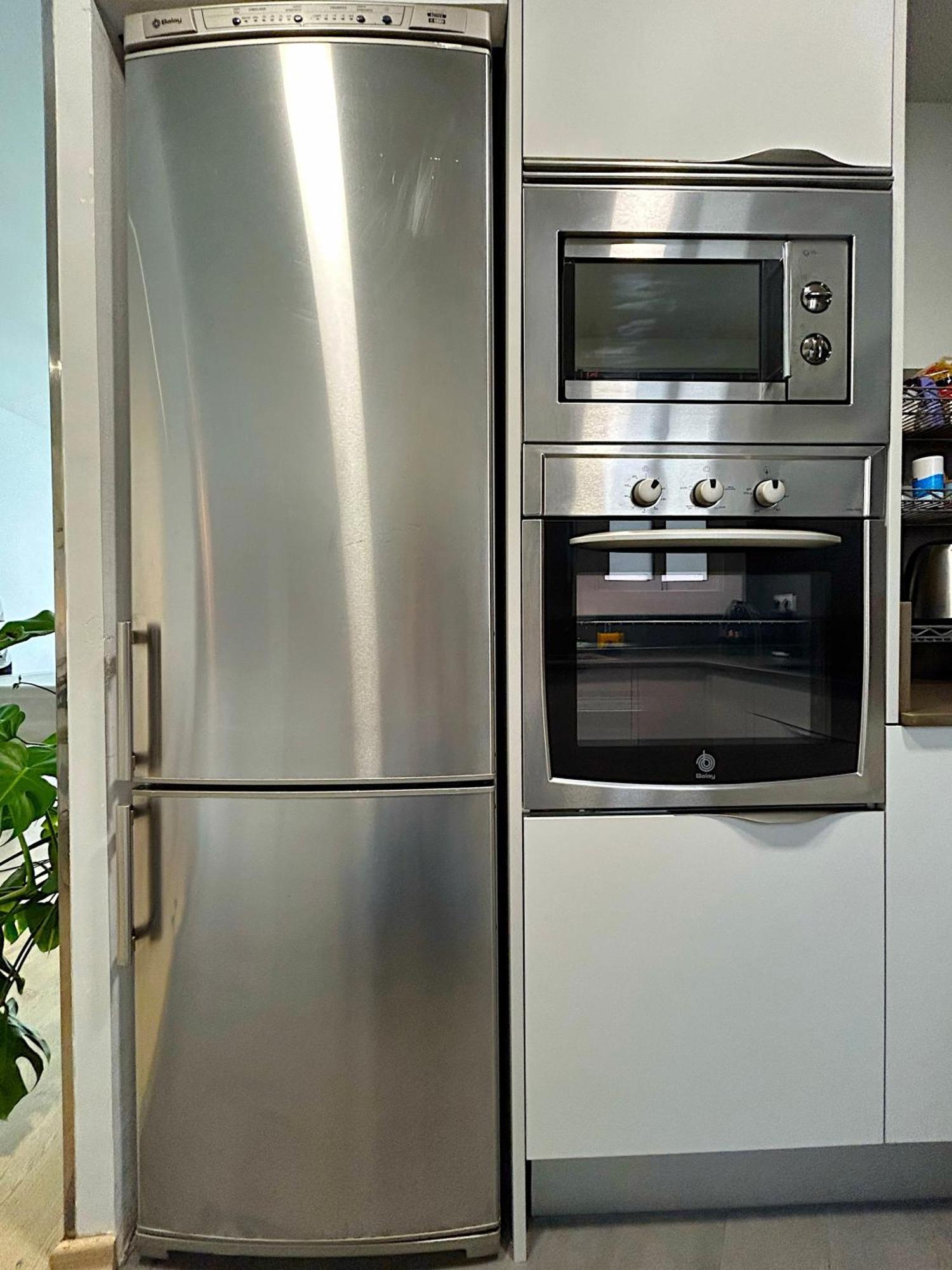 Abbott Apartment - 1 Min From The Beach - 100M2 - Sleeps 8 锡切斯 外观 照片