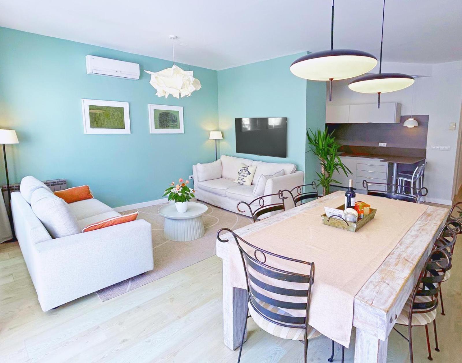 Abbott Apartment - 1 Min From The Beach - 100M2 - Sleeps 8 锡切斯 外观 照片